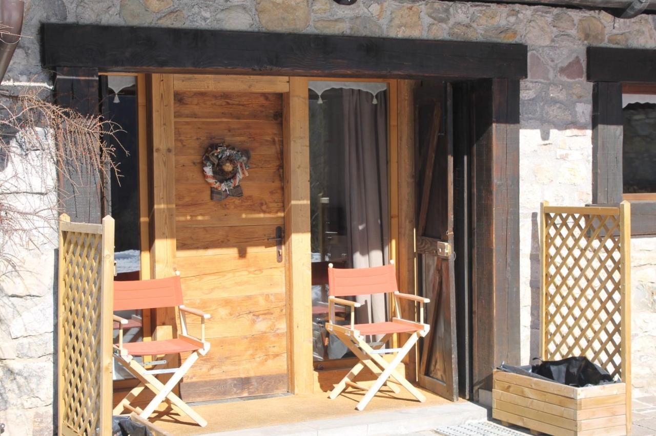 Rikhelan Chalet Sauris公司